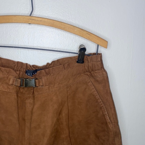 Sanctuary Pants - 🪿Adorable brown leather shorts!